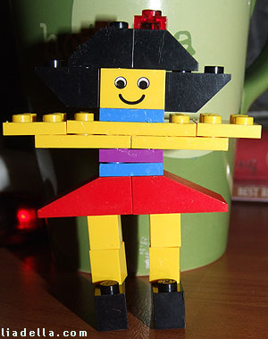 mum-legotom1.jpg